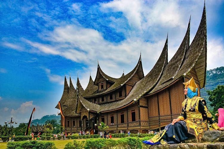 Istano Basa Pagaruyung